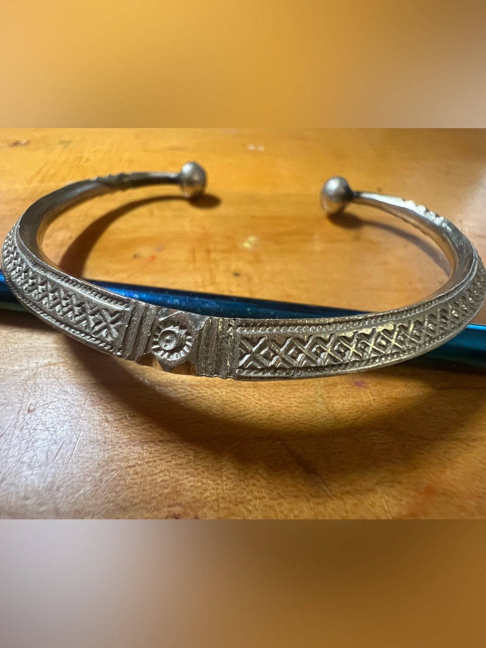 Vintage Tuareg/Berber-style handmade African tribal Silver engrave Cuff Bracelet